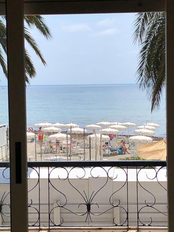 Hotel Solemare Albenga Esterno foto